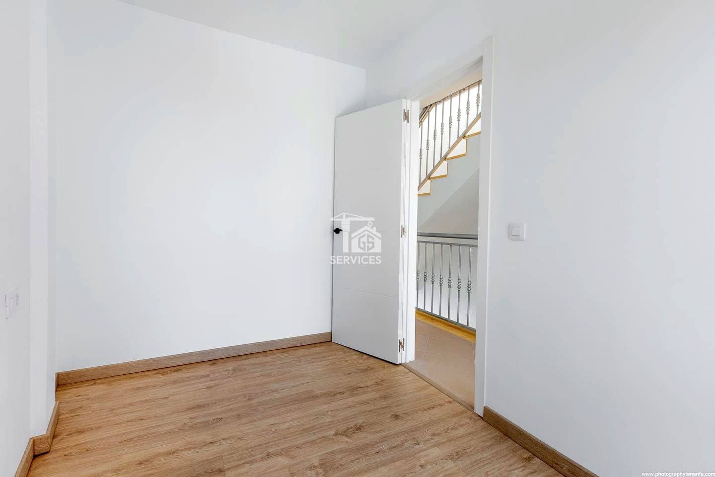 2 soveværelse Villa til salg i Adeje med garage - € 330.000 (Ref: 9198440)