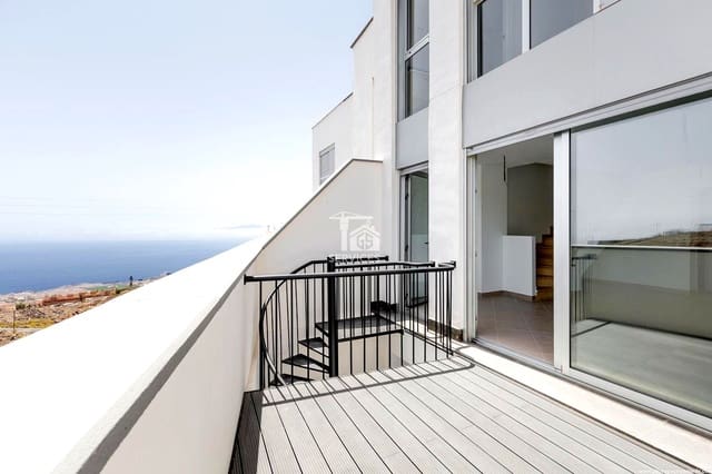 2 soverom Villa til salgs i Casco Urbano, Adeje med garasje - € 330 000 (Ref: 9198440)