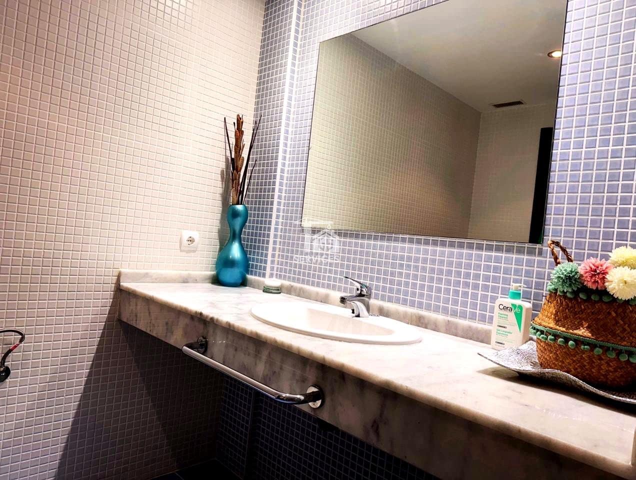 1 soverom Leilighet til salgs i Arona med svømmebasseng garasje - € 257 000 (Ref: 9216608)