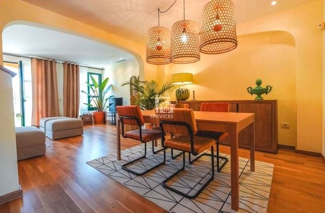 3 slaapkamer Villa te koop in San Miguel de Abona met zwembad garage - € 405.000 (Ref: 9227661)