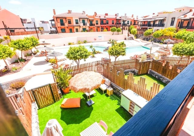 3 slaapkamer Villa te koop in San Miguel de Abona met zwembad garage - € 405.000 (Ref: 9227661)