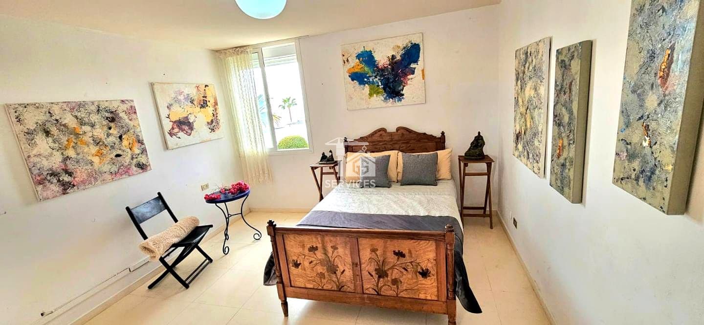 3 chambre Villa/Maison à vendre à Arona avec garage - 449 000 € (Ref: 9230675)