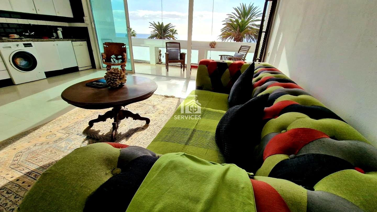 3 chambre Villa/Maison à vendre à Arona avec garage - 449 000 € (Ref: 9230675)