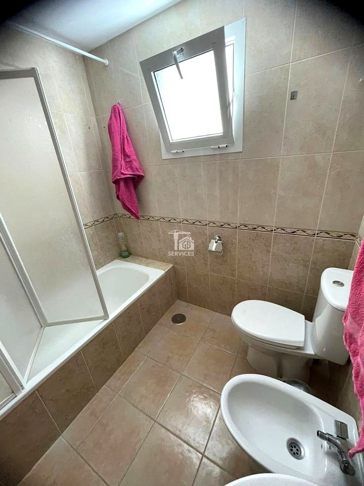 2 sovrum Lägenhet till salu i Granadilla de Abona med garage - 190 000 € (Ref: 9230676)