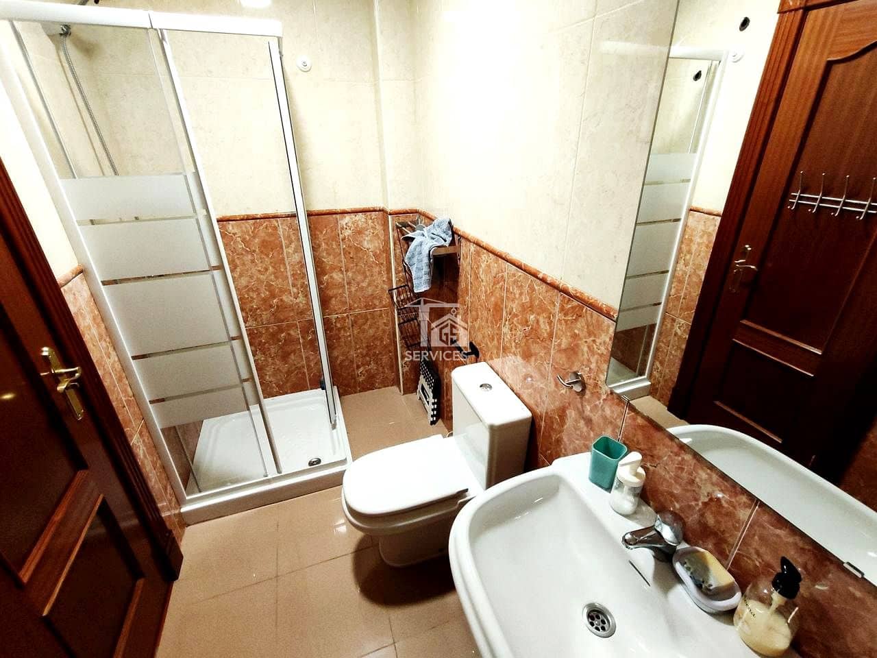 4 soveværelse Villa til salg i Adeje med swimmingpool garage - € 450.000 (Ref: 9230692)