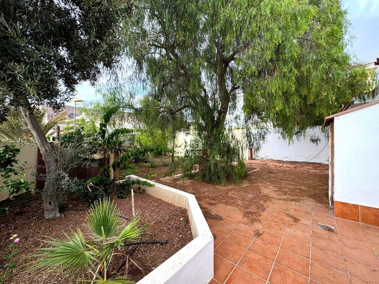 2 soveværelse Villa til salg i Arona med garage - € 660.000 (Ref: 9242478)