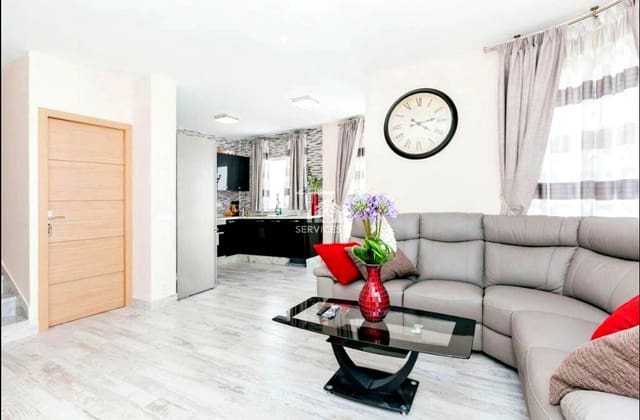 3 bedroom Villa for sale in Torviscas Centro y Alto, Adeje with pool garage - € 630,000 (Ref: 9247854)