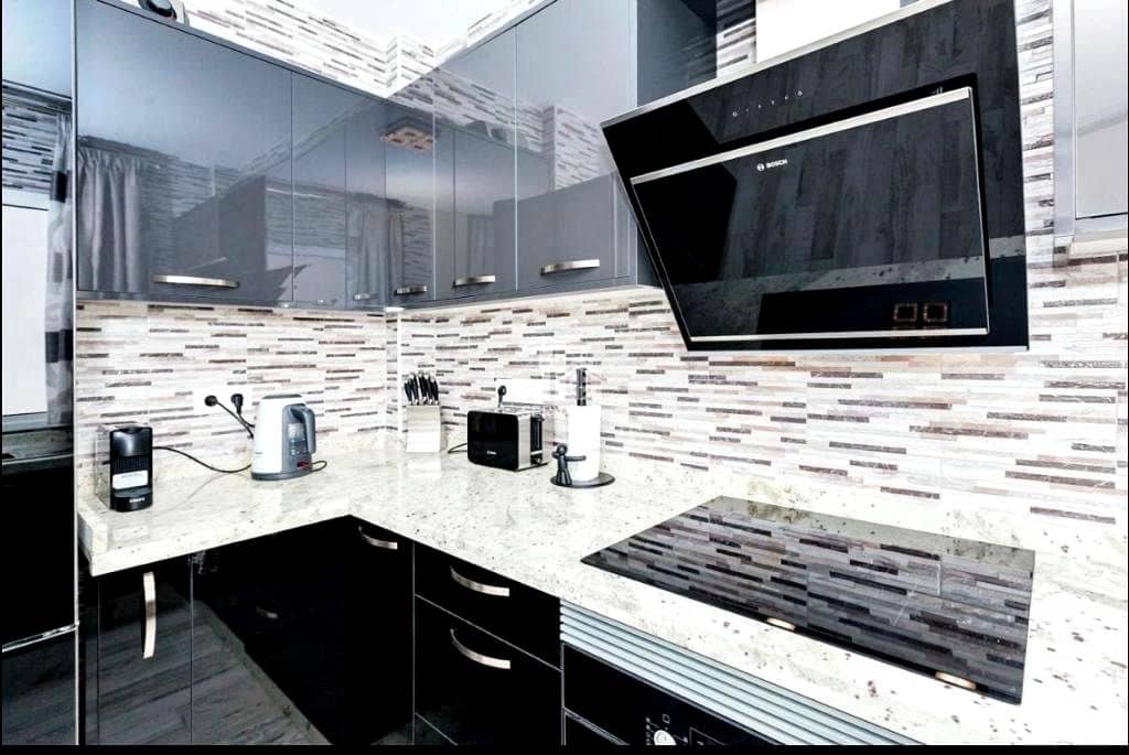 3 soveværelse Villa til salg i Adeje med swimmingpool garage - € 630.000 (Ref: 9247854)