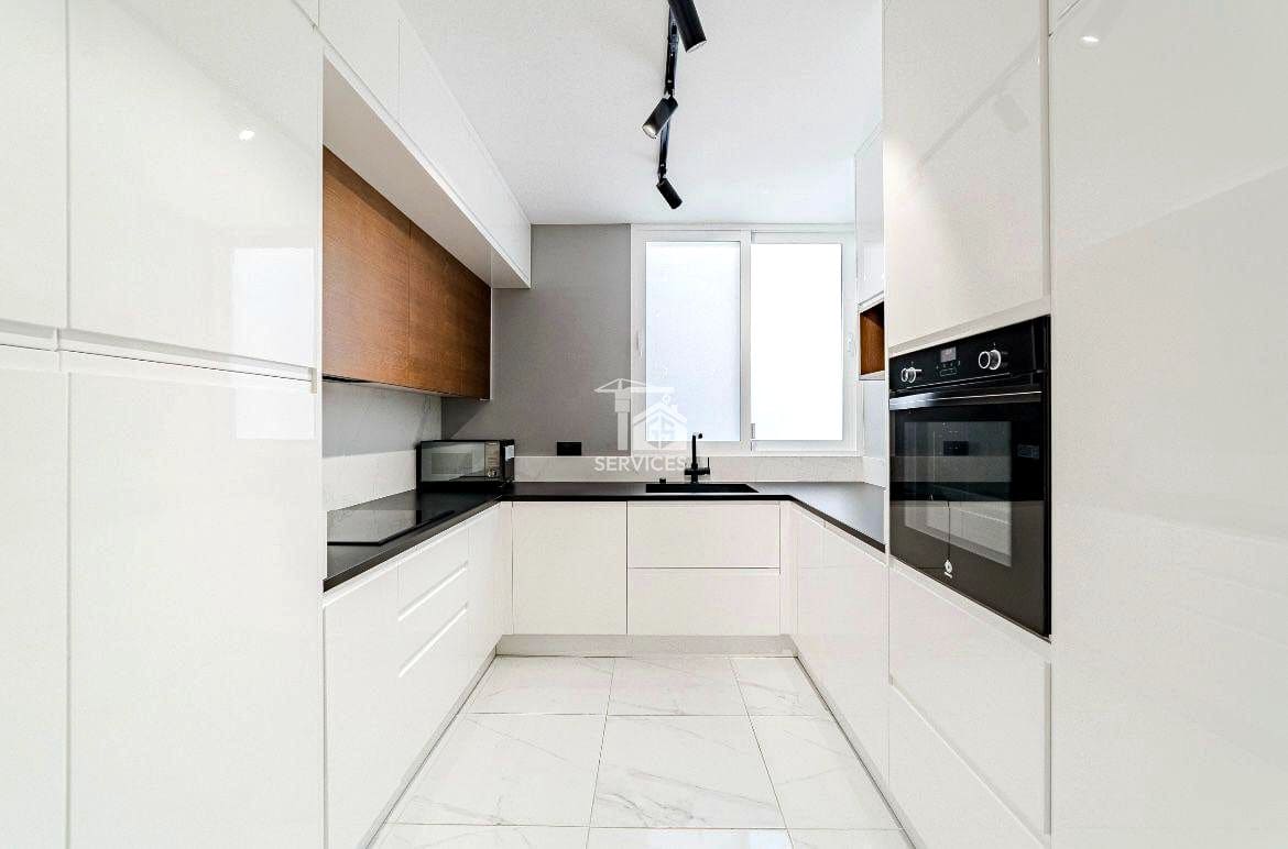 3 slaapkamer Villa te koop in San Miguel de Abona met zwembad - € 420.000 (Ref: 9247855)