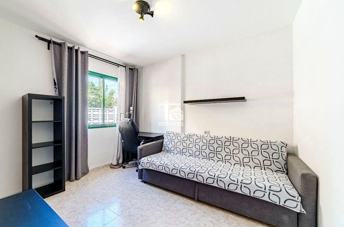 3 slaapkamer Villa te koop in San Miguel de Abona met zwembad - € 420.000 (Ref: 9247855)