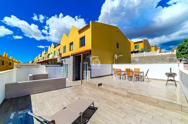 3 slaapkamer Villa te koop in San Miguel de Abona met zwembad - € 420.000 (Ref: 9247855)