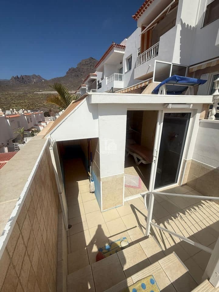 4 soverom Villa til salgs i Adeje med garasje - € 589 000 (Ref: 9256323)