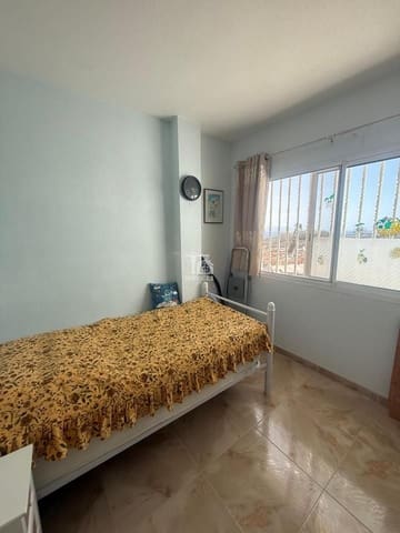 4 soverom Villa til salgs i Torviscas Centro y Alto, Adeje med garasje - € 589 000 (Ref: 9256323)