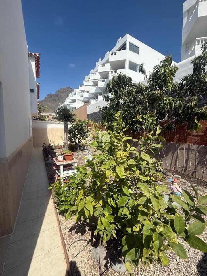 4 soverom Villa til salgs i Adeje med garasje - € 589 000 (Ref: 9256323)