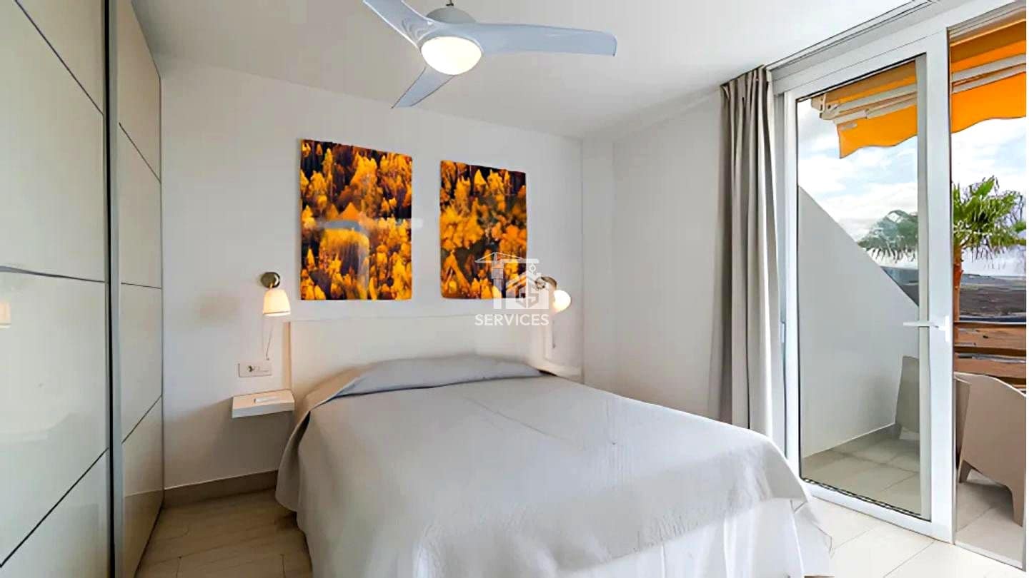 1 soverom Leilighet til salgs i Guia de Isora med svømmebasseng garasje - € 238 000 (Ref: 9261995)