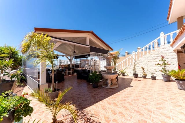 4 Zimmer Finca/Landgut zu verkaufen in Candelaria mit Pool Garage - 840.000 € (Ref: 9262140)