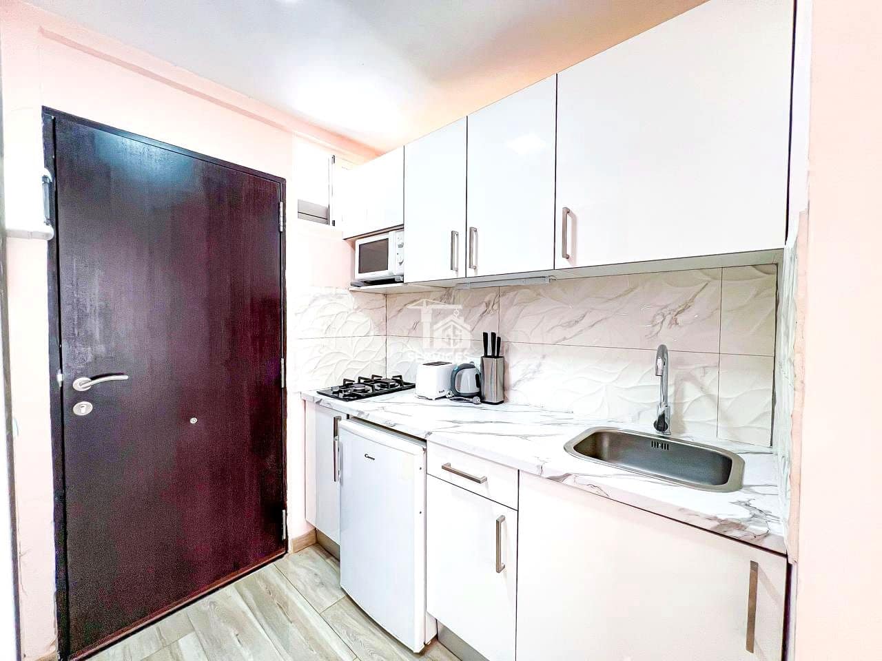 Leilighet til salgs i Costa Adeje med svømmebasseng garasje - € 220 000 (Ref: 9263953)