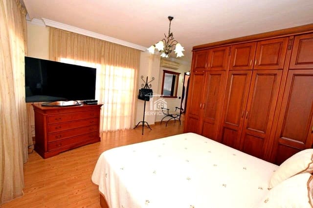 4 chambre Villa/Maison à vendre à Las Zocas, San Miguel de Abona avec piscine garage - 1 280 000 € (Ref: 9271855)