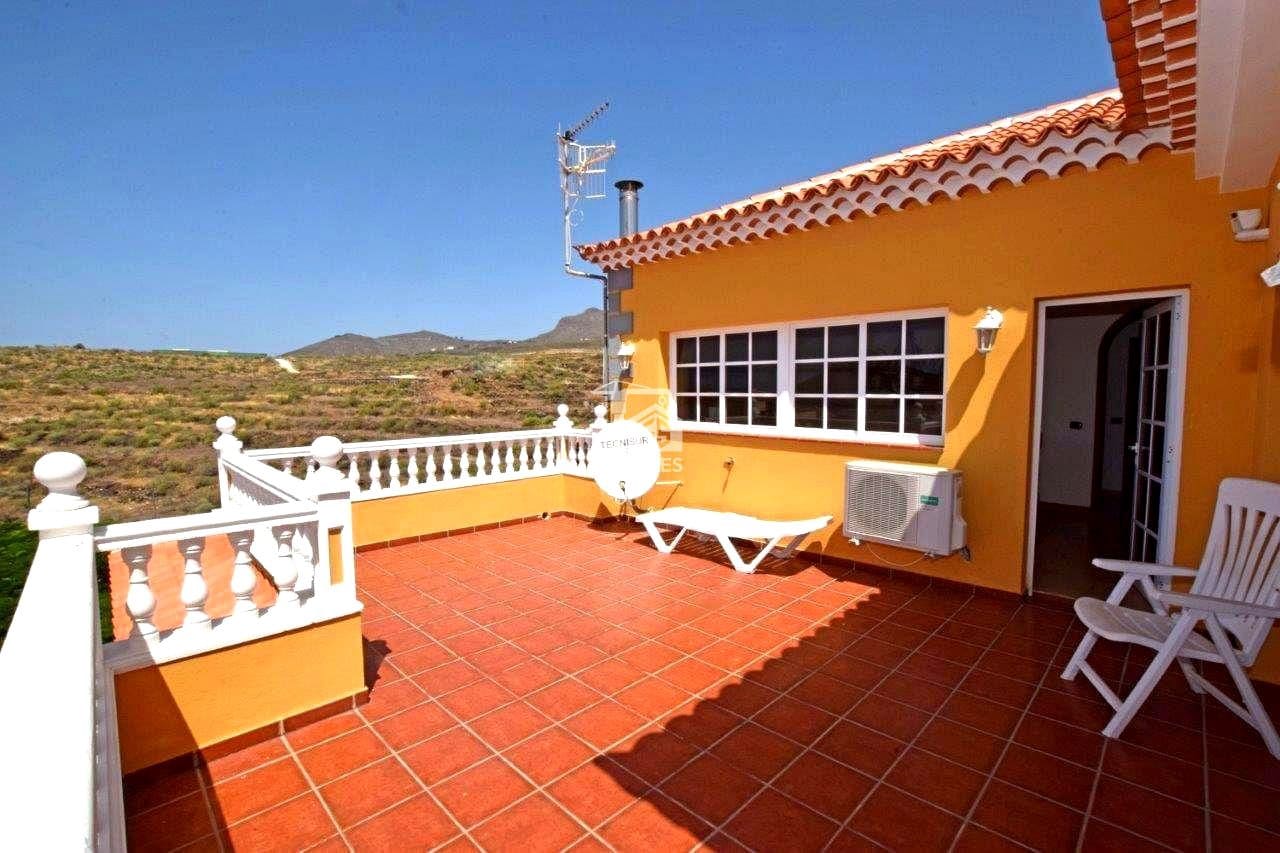 4 soveværelse Villa til salg i San Miguel de Abona med swimmingpool garage - € 1.280.000 (Ref: 9271855)