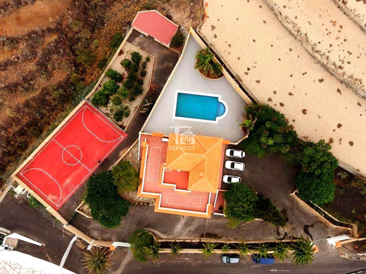 4 soveværelse Villa til salg i San Miguel de Abona med swimmingpool garage - € 1.280.000 (Ref: 9271855)