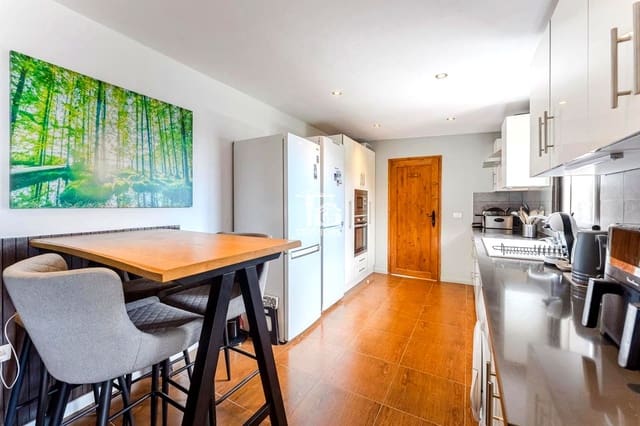 3 quarto Moradia para venda em Granadilla de Abona com piscina garagem - 389 000 € (Ref: 9276061)