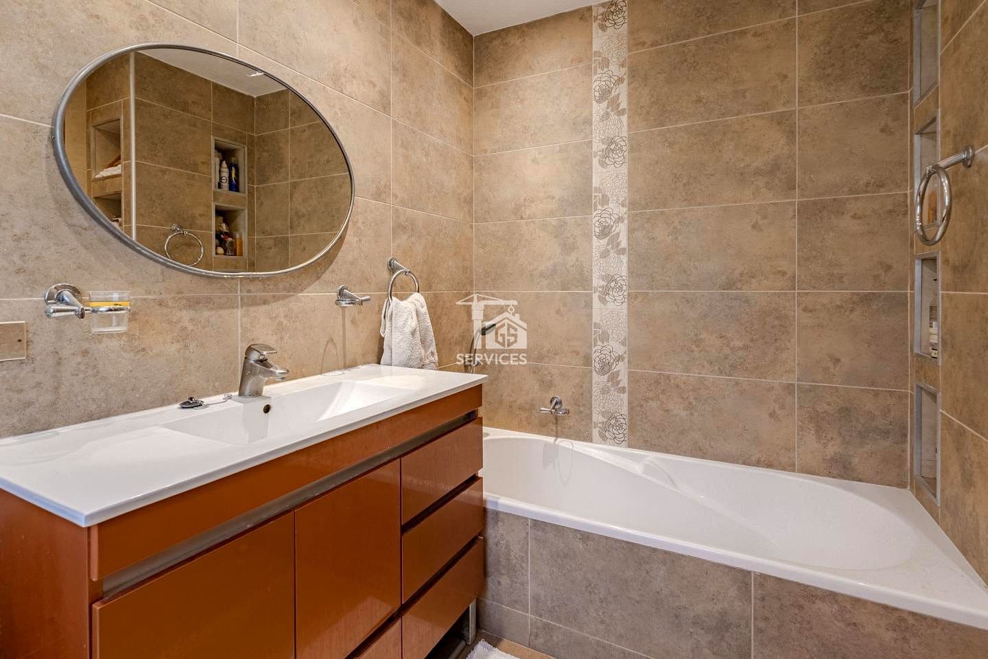 4 chambre Villa/Maison à vendre à Arona avec piscine garage - 825 000 € (Ref: 9283964)