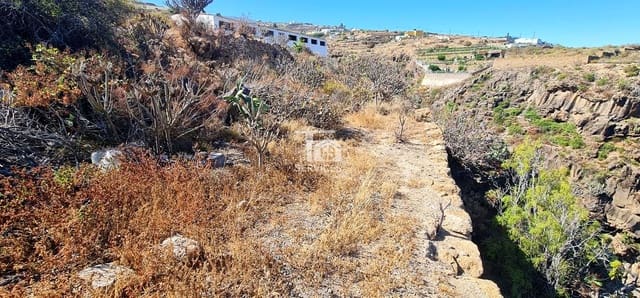 Terreno Non Edificato in vendita in Fasnia - 25.000 € (Rif: 9293807)