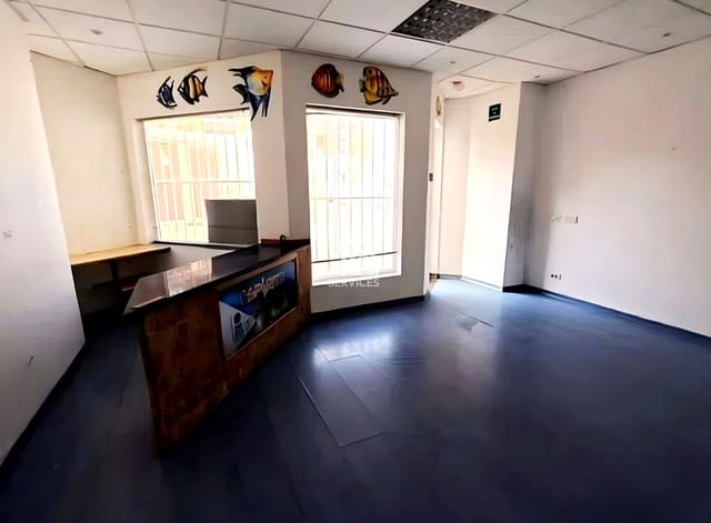 4 bedroom Business for sale in Puerto Santiago, Santiago del Teide - € 180,000 (Ref: 9304710)