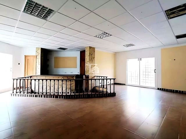 4 bedroom Business for sale in Puerto Santiago, Santiago del Teide - € 180,000 (Ref: 9304710)