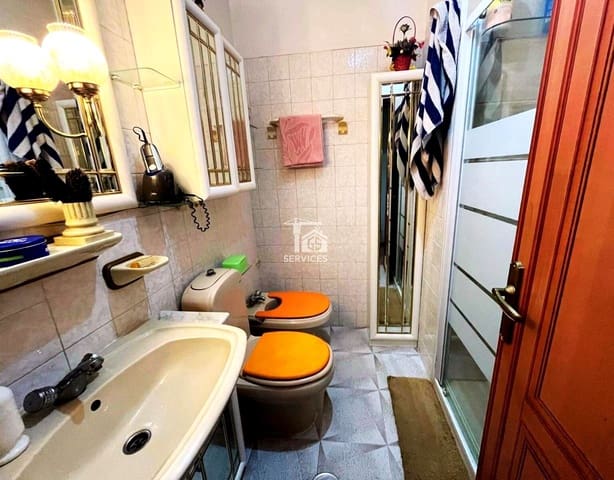 Piso de 3 habitaciones en Los Cristianos, Arona en venta con piscina - 365.000 € (Ref: 9304751)