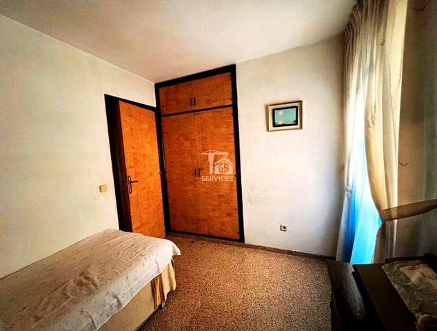 Piso de 3 habitaciones en Los Cristianos, Arona en venta con piscina - 365.000 € (Ref: 9304751)
