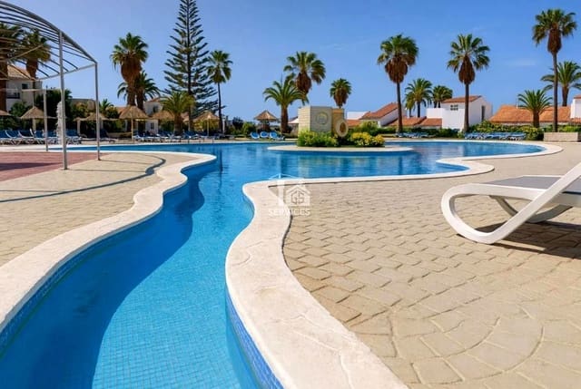 4 slaapkamer Villa te koop in San Miguel de Abona met zwembad garage - € 470.000 (Ref: 9310264)