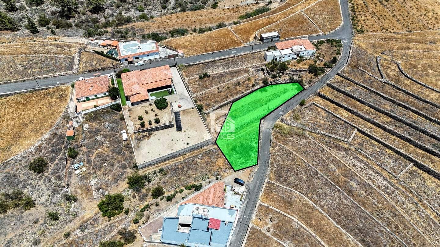 Ubebygd land til salgs i Vilaflor - € 110 000 (Ref: 9311987)