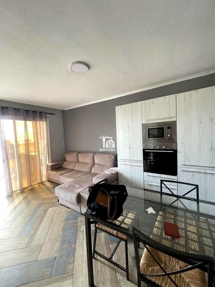 2 soveværelse Lejlighed til salg i Adeje med swimmingpool garage - € 230.000 (Ref: 9312174)