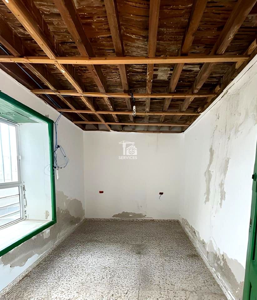 4 bedroom Villa for sale in Guia de Isora - € 280,000 (Ref: 9317248)