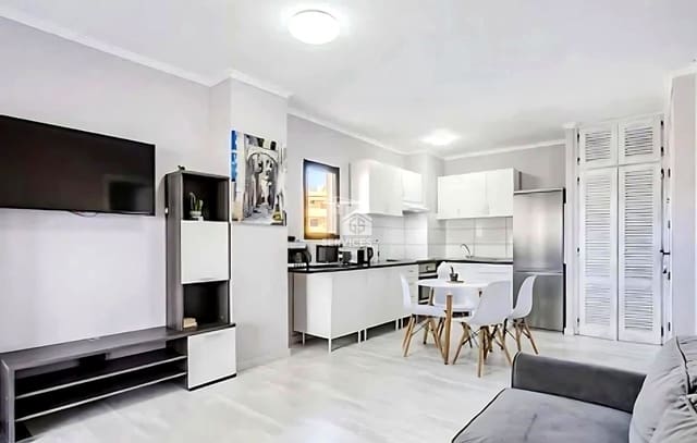 2 sypialnia Mieszkanie na sprzedaż w Callao Salvaje - Playa Paraíso, Adeje z basenem garażem - 295 000 € (Ref: 9321414)