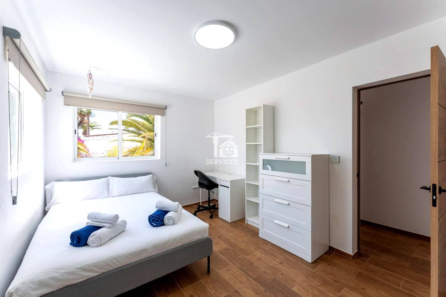 5 sovrum Villa till salu i Arona med pool garage - 995 000 € (Ref: 9322829)