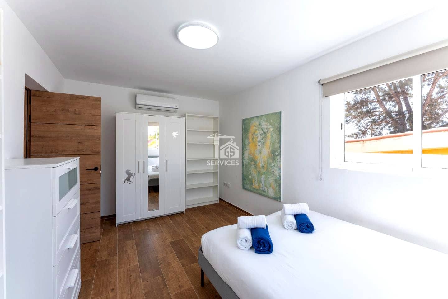 5 sovrum Villa till salu i Arona med pool garage - 995 000 € (Ref: 9322829)