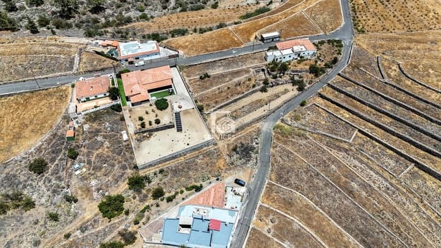 Grond te koop in Vilaflor - € 240.000 (Ref: 9330367)