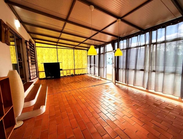 3 sovrum Lägenhet till salu i Arona med pool garage - 315 000 € (Ref: 9334341)