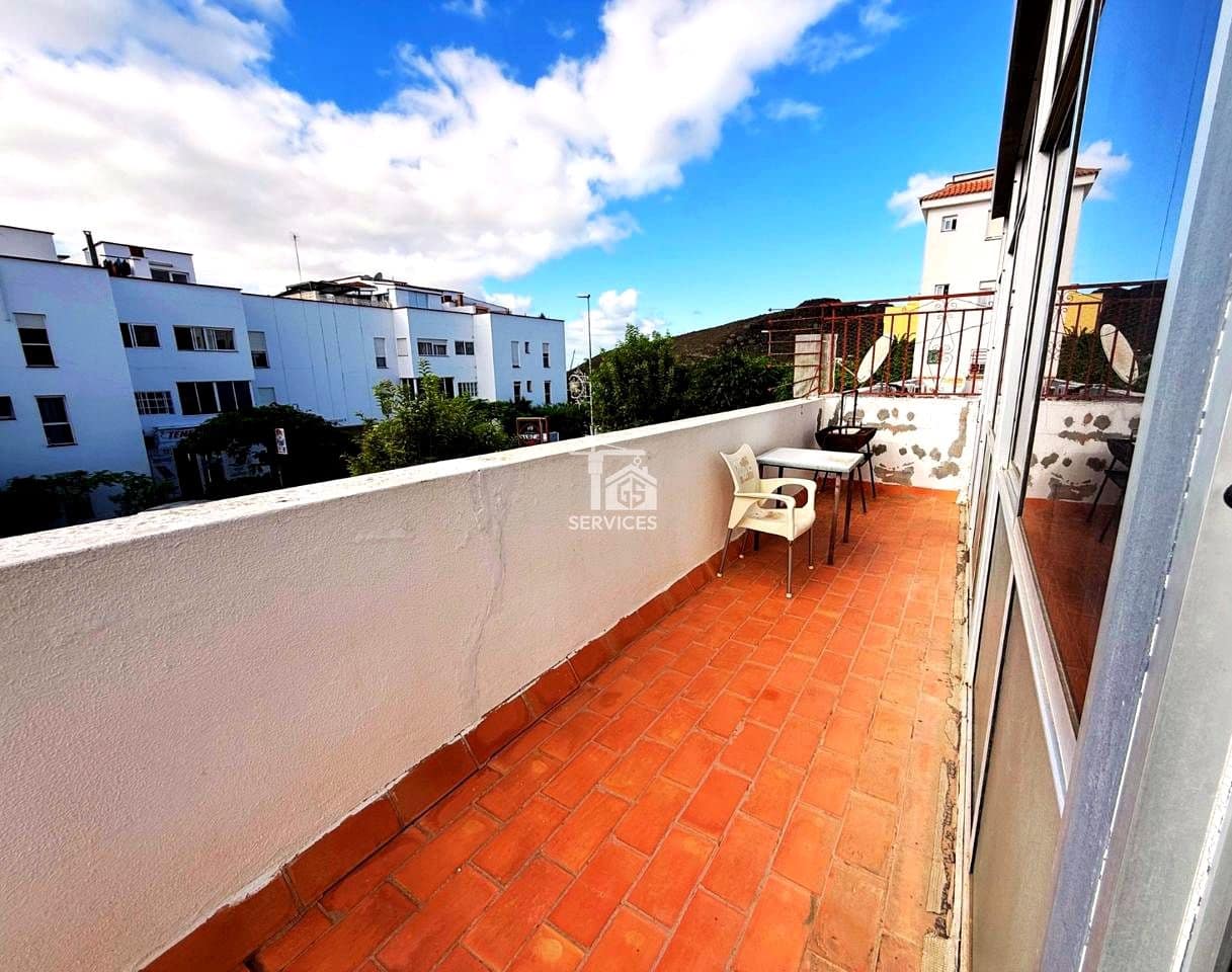 3 chambre Appartement à vendre à Arona avec piscine garage - 315 000 € (Ref: 9334341)