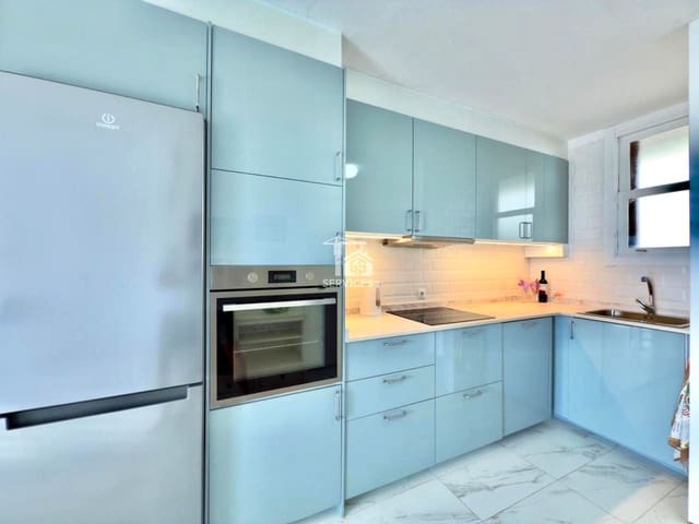 1 chambre Appartement à vendre à Los Cristianos, Arona avec piscine - 425 000 € (Ref: 9337221)