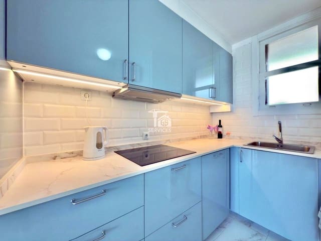 1 chambre Appartement à vendre à Los Cristianos, Arona avec piscine - 425 000 € (Ref: 9337221)