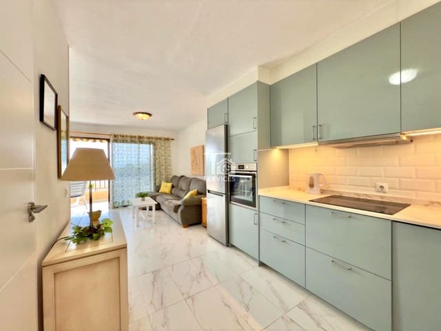 1 chambre Appartement à vendre à Los Cristianos, Arona avec piscine - 425 000 € (Ref: 9337221)