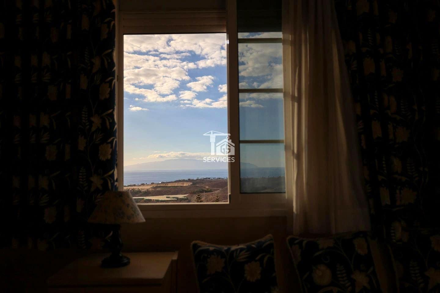 3 slaapkamer Villa te koop in Arona met garage - € 480.000 (Ref: 9354262)