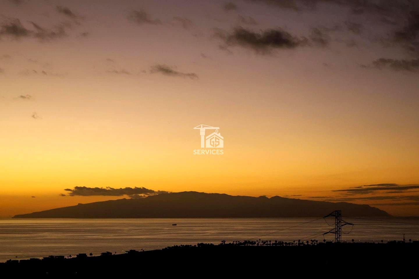 3 slaapkamer Villa te koop in Arona met garage - € 480.000 (Ref: 9354262)