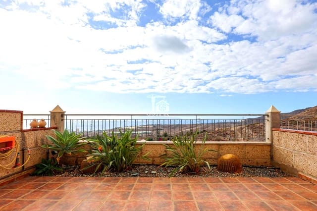 3 chambre Villa/Maison à vendre à Chayofa, Arona avec garage - 480 000 € (Ref: 9354262)