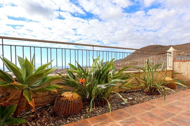 3 chambre Villa/Maison à vendre à Chayofa, Arona avec garage - 480 000 € (Ref: 9354262)