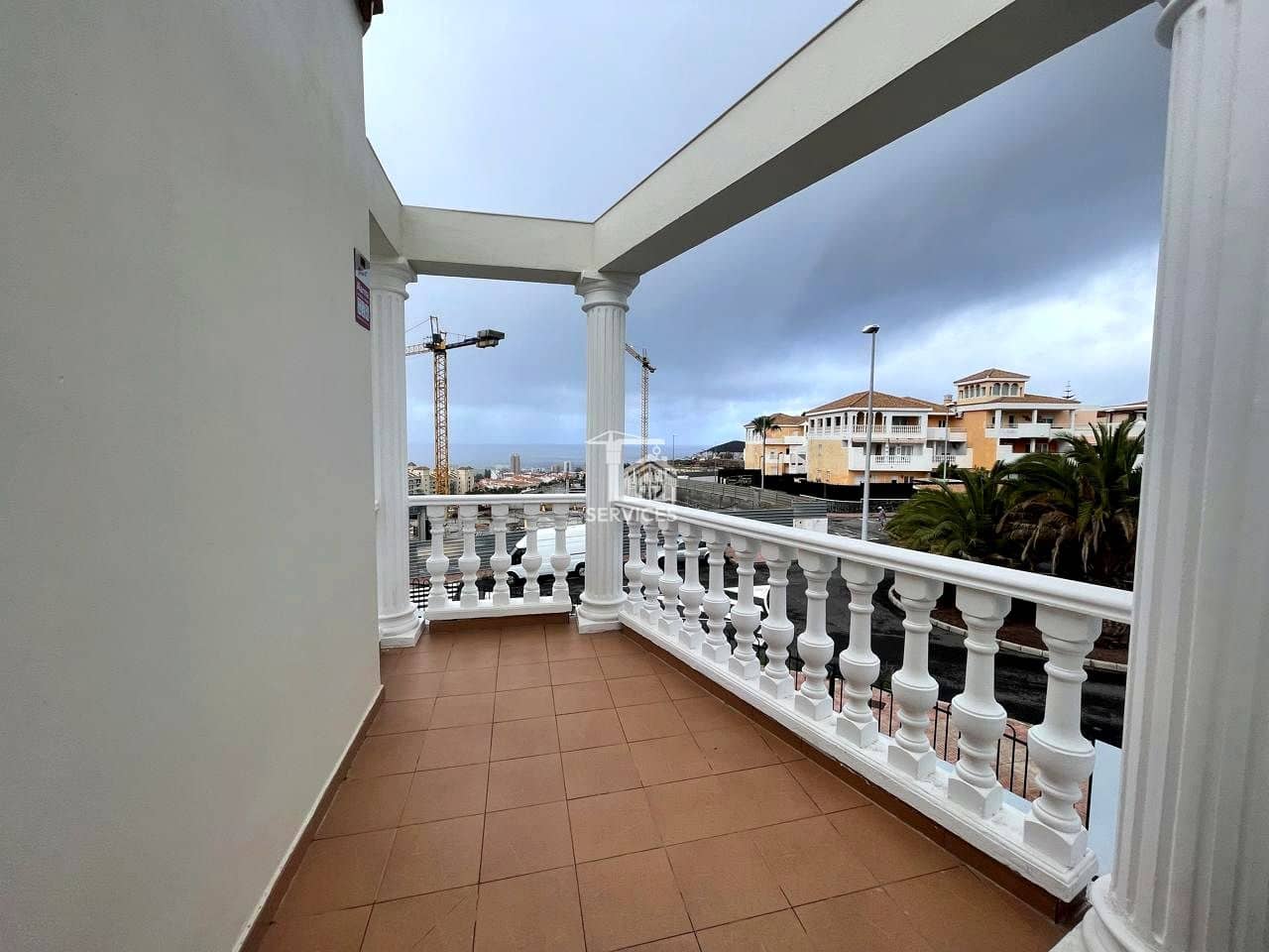 4 quarto Moradia para venda em Arona com piscina garagem - 890 000 € (Ref: 9354558)