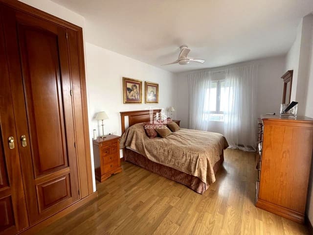 4 soveværelse Villa til salg i Los Cristianos, Arona med swimmingpool garage - € 890.000 (Ref: 9354558)